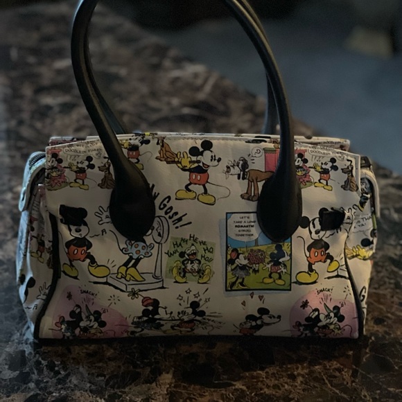 Mickey Mouse character purse - Picture 8 of 10